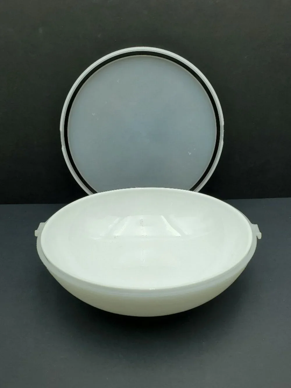 Corelle Winter Frost White Pasta Salad Meal Bowl with Plastic Holder and Cover
